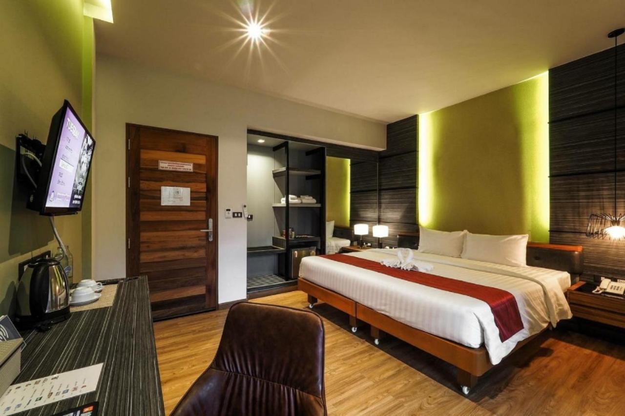 The Glory Gold Hotel Khao Lak Exterior photo