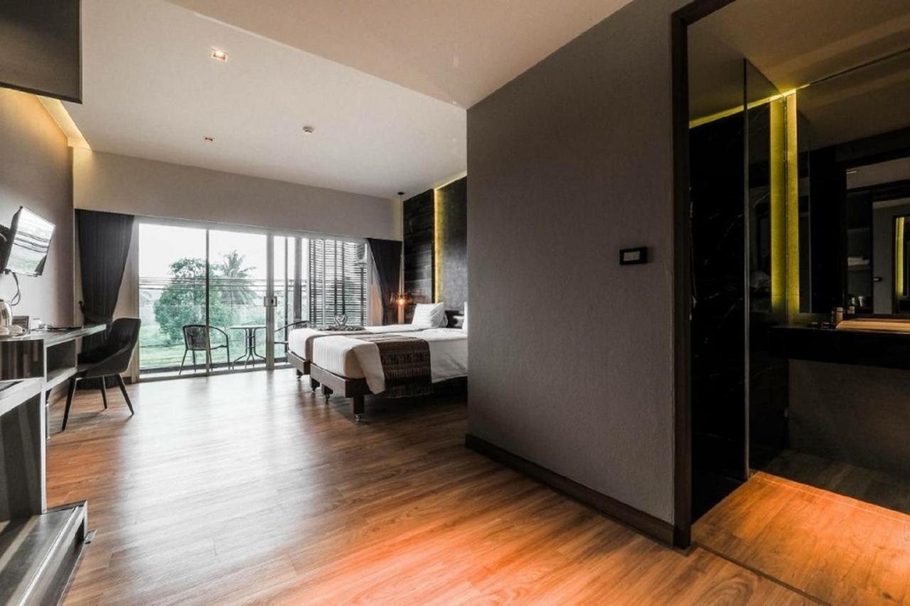 The Glory Gold Hotel Khao Lak Exterior photo