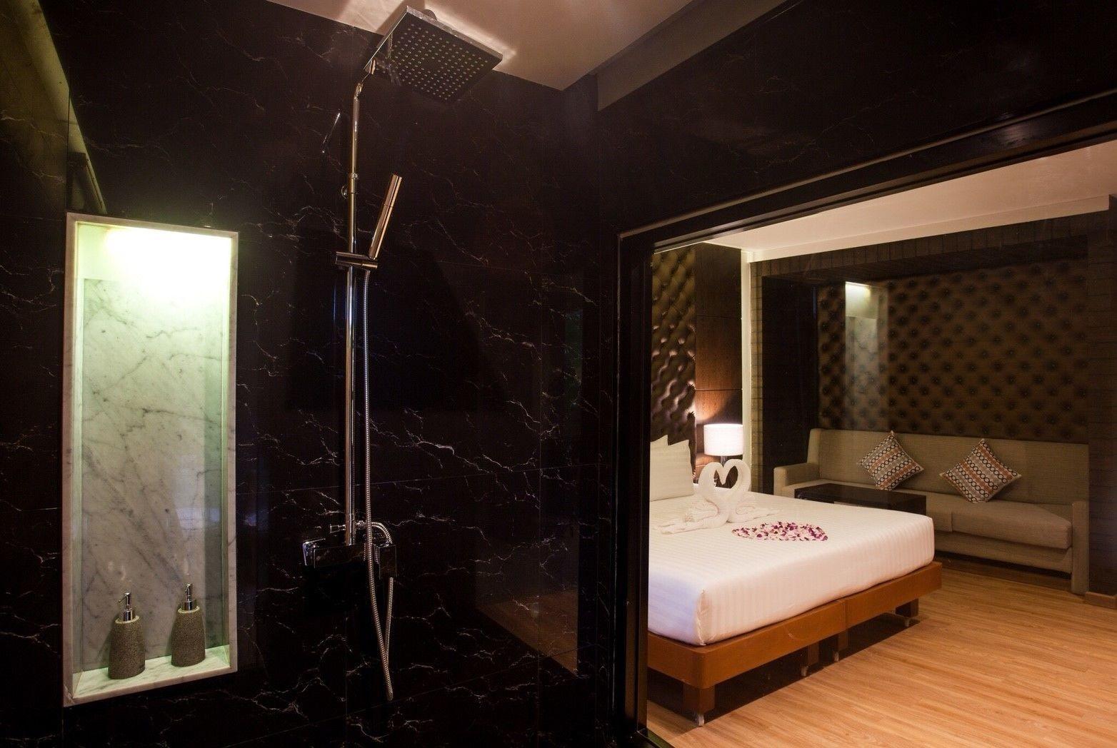 The Glory Gold Hotel Khao Lak Exterior photo