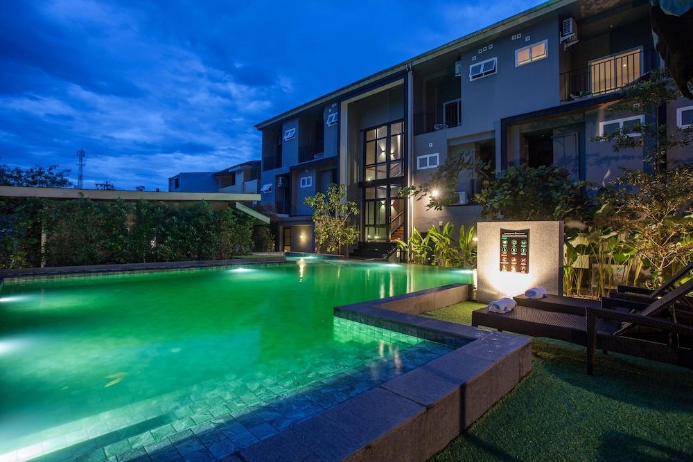The Glory Gold Hotel Khao Lak Exterior photo