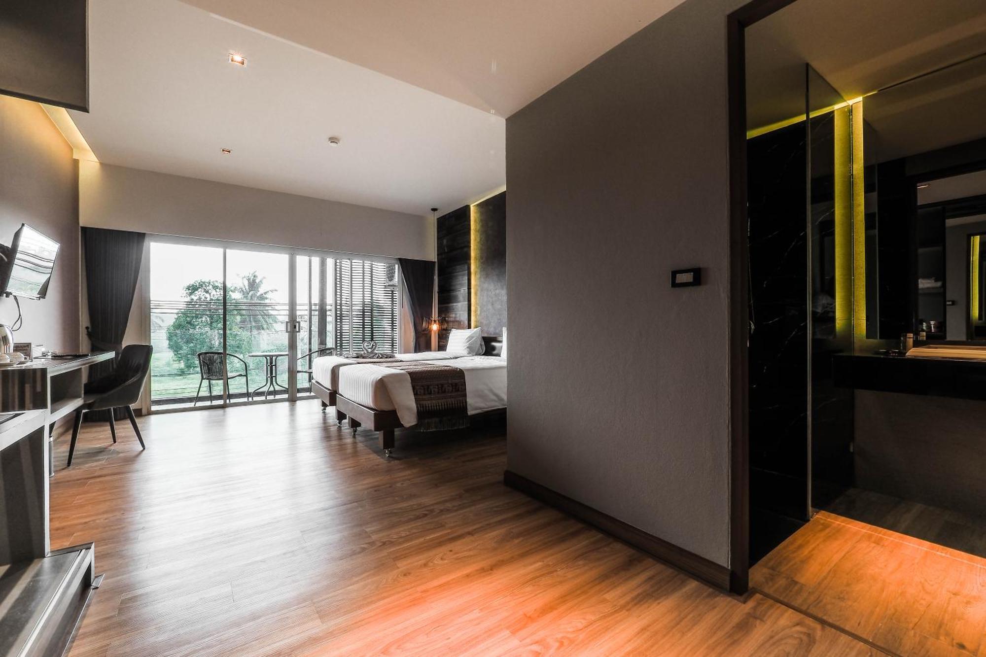 The Glory Gold Hotel Khao Lak Exterior photo