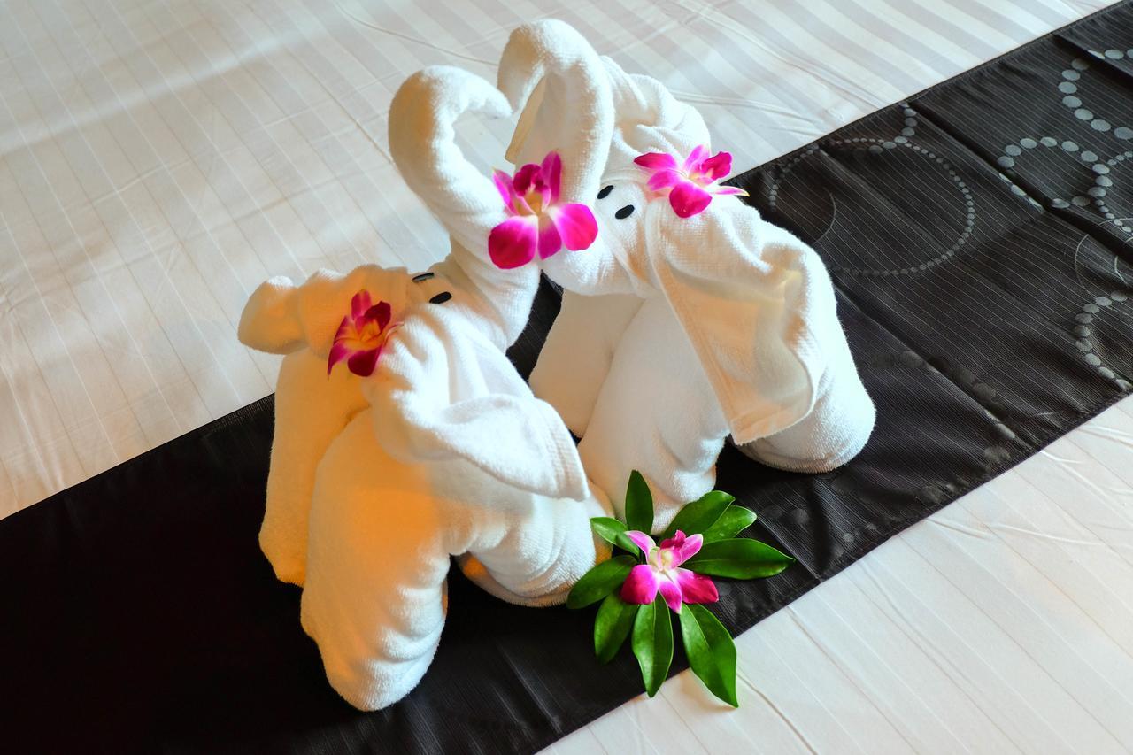 The Glory Gold Hotel Khao Lak Exterior photo