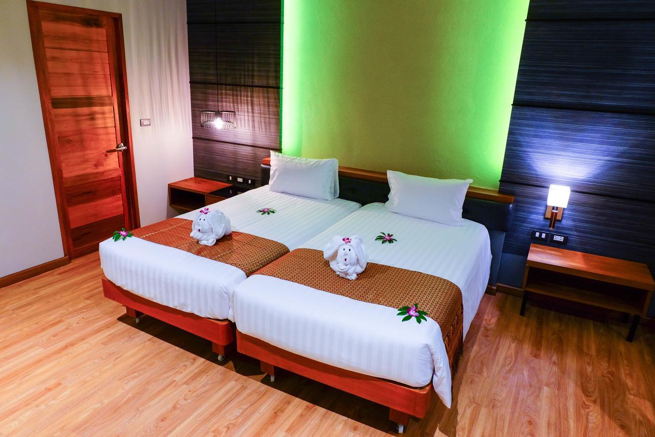 The Glory Gold Hotel Khao Lak Exterior photo